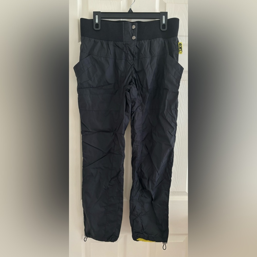 VINTAGE, Y2K, excellent condition, Black Winter Pants, Mesh Lined, Size Large